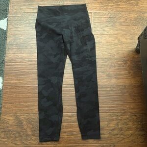 Lululemon Wunder Train